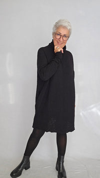 By basics Kjole Sort / XS/S By basics- 7501 Kjole med rollneck i merino bubble wool kunstkolonialen