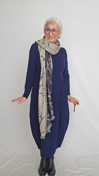 By Basics Kjoler By basics- 7045 Dress Long W/Pleats & High Neck kunstkolonialen