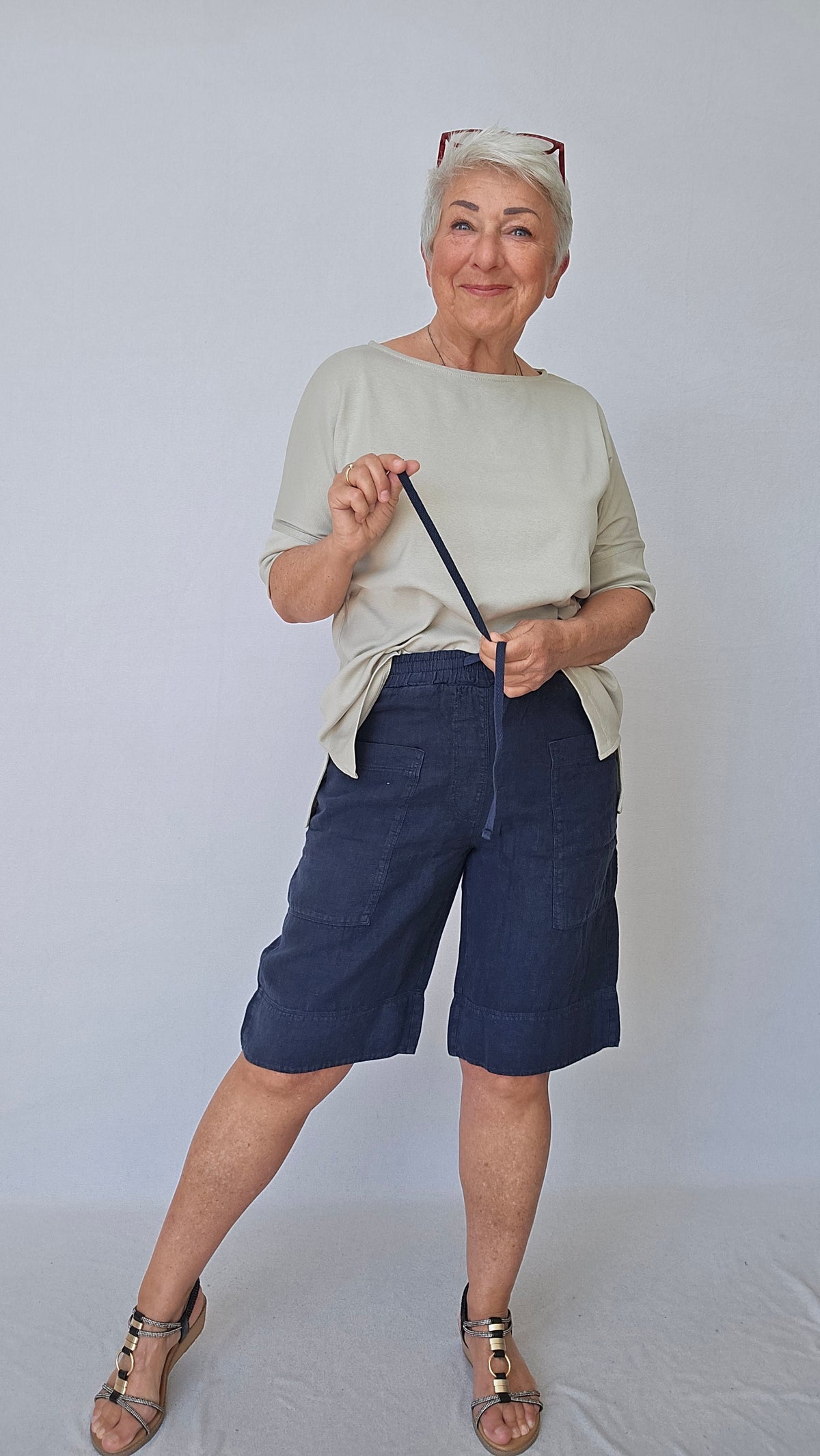 By basics Linshorts OWN by basics- 11030 Shorts i lin med store lommer kunstkolonialen