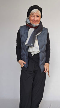 By Basics Lue Black by basics- 1035 Beret kunstkolonialen