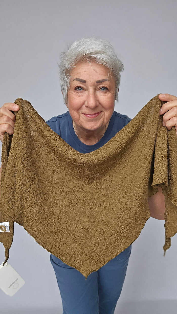 By Basics Skjerf Bronze by basics- 1515 bubblewool tørkle kunstkolonialen