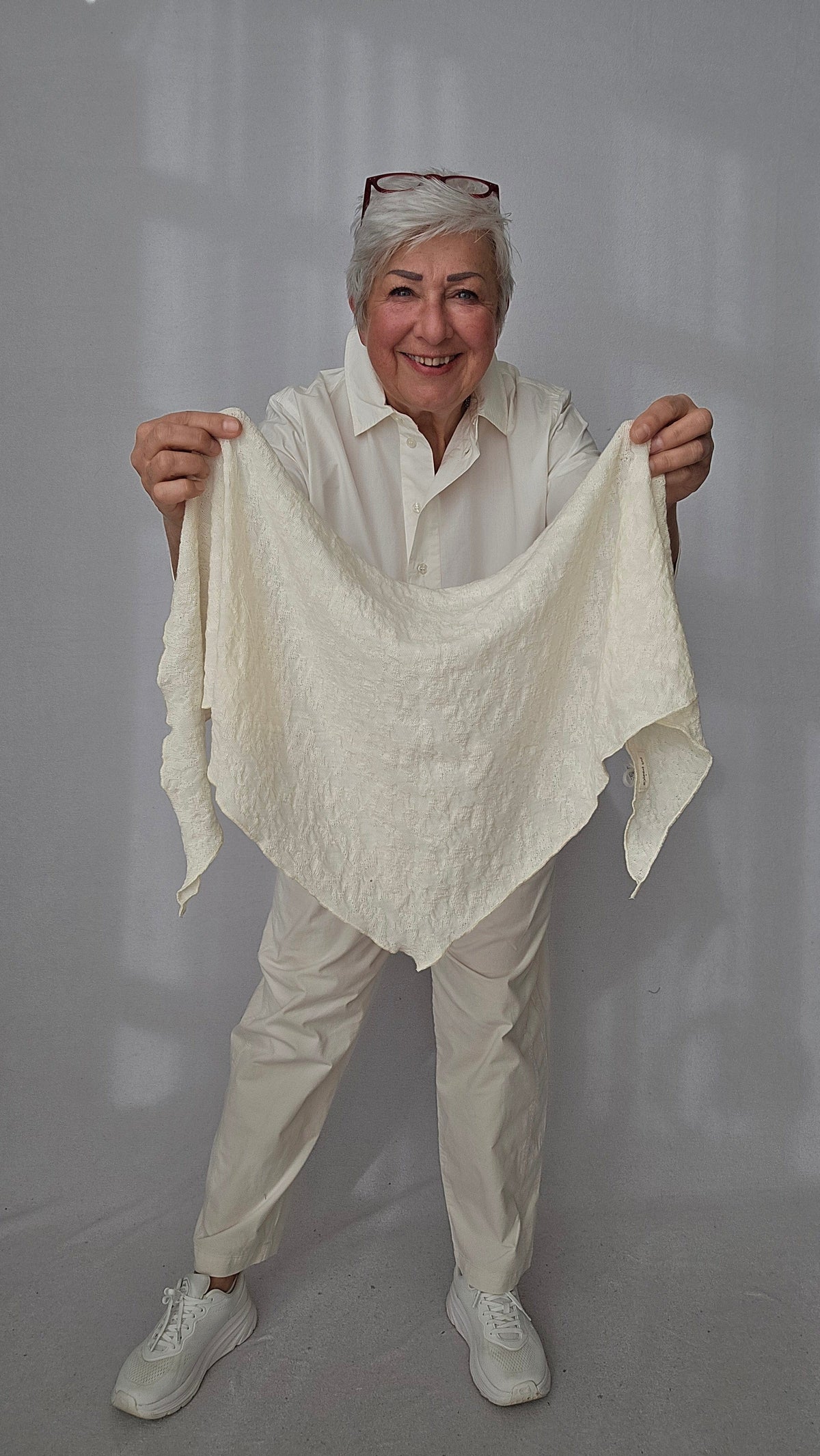 By Basics Skjerf Raw white by basics- 1515 bubblewool tørkle kunstkolonialen