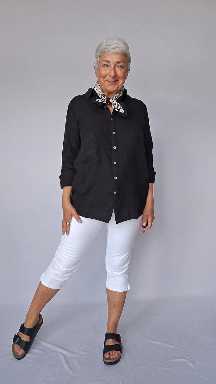 By Basics skjorte S / Black OWN By Basics- 12010 Deilig linskjorte kunstkolonialen