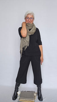 By Basics Topp by basics- 4083 Vid ulltopp kunstkolonialen