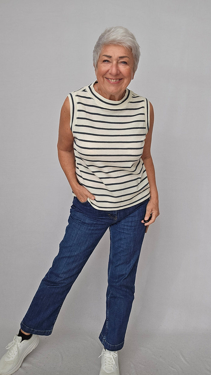 By Basics Ulltopp By Basics- 2022 Topp/vest med rund hals kunstkolonialen