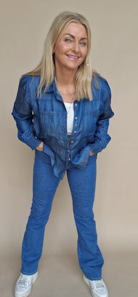 Cero Etage Bukse 34 / Blå sommerjeans CRO- Magic fit jeans- flared leg 82 cm kunstkolonialen