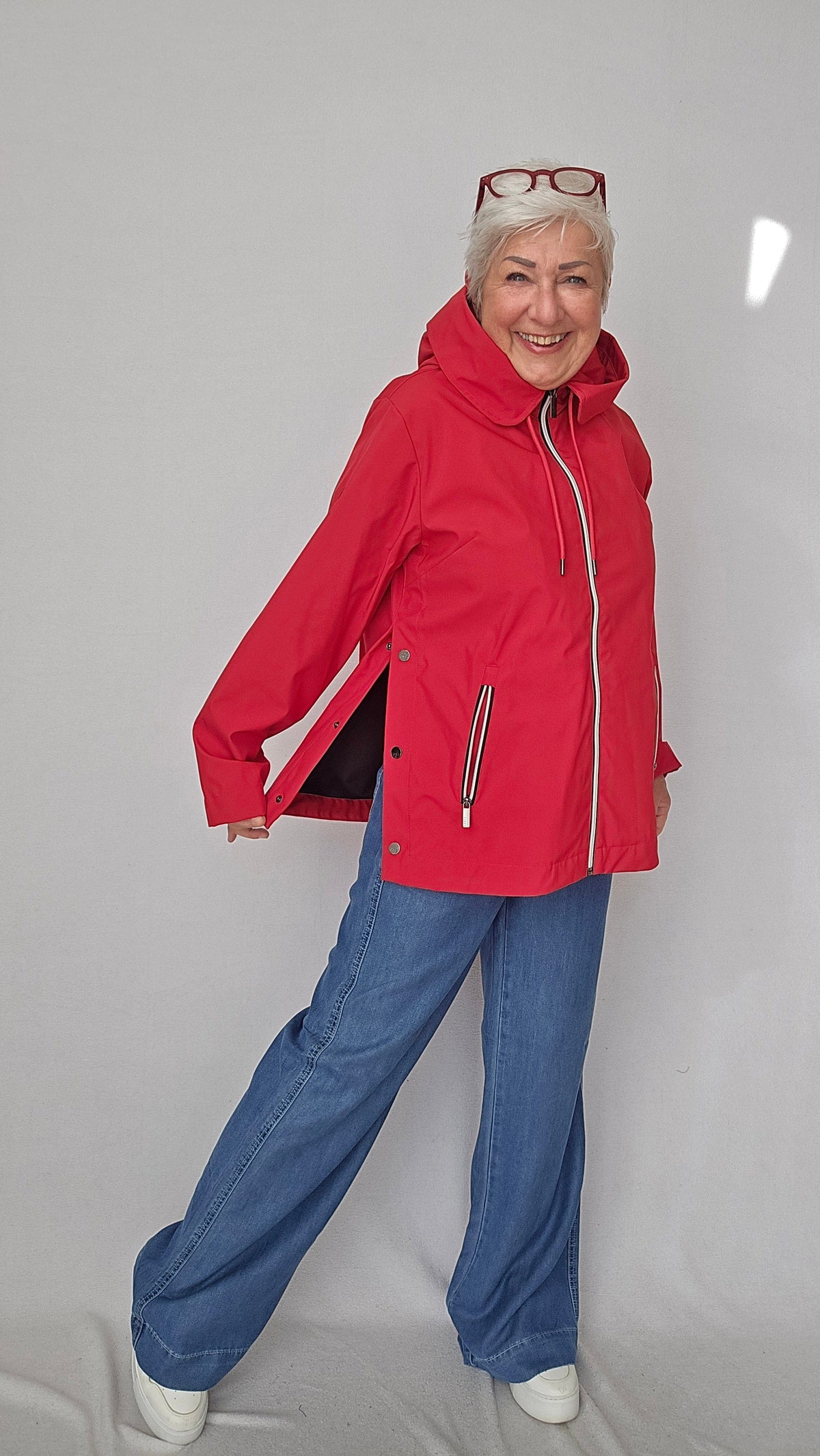 Cero Etage Jakke Cero Etage- Sporty rød jakke kunstkolonialen