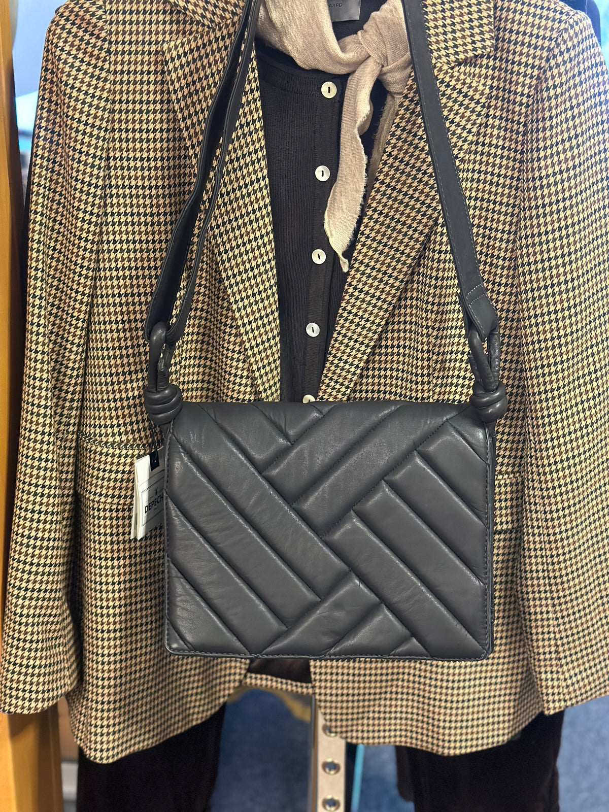 Depeche Vesker Depeche- Skulderveske 15284 kunstkolonialen