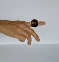 Embla Smykker Ring Embla Smykker- Boble ring gigant- i forskjellige farger (34mm i diam) kunstkolonialen