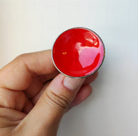 Embla Smykker Ring Rød Embla Smykker- Boble ring gigant- i forskjellige farger (34mm i diam) kunstkolonialen