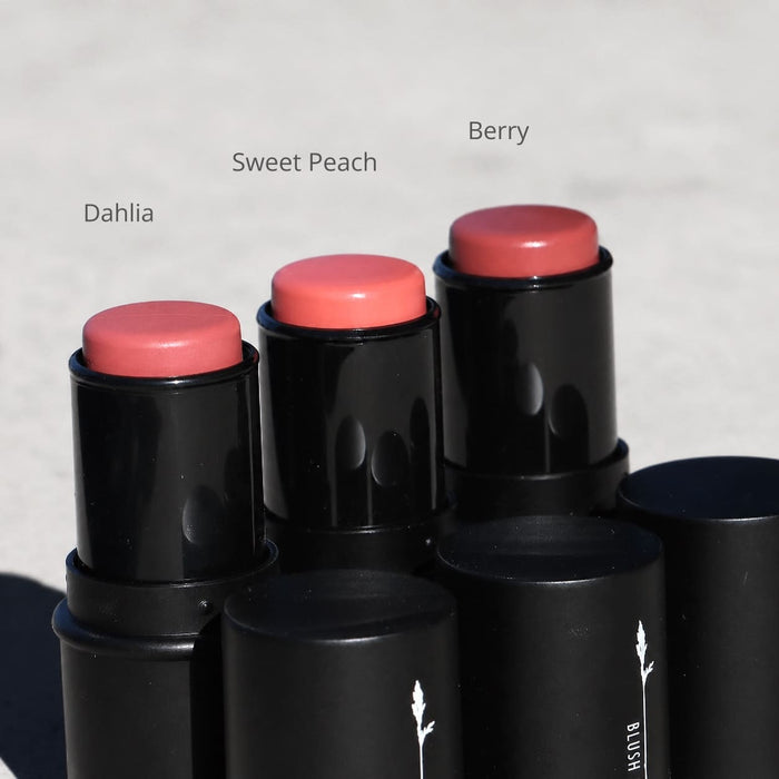 FRID Cosmetics Sminke Dahlia FRID Cosmetics- Blush Stick- i 4 farger kunstkolonialen