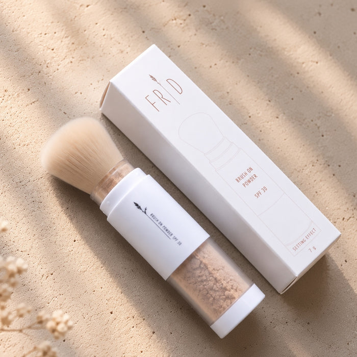 FRID Cosmetics Sminke FRID Cosmetics- Brush on Powder SPF30 kunstkolonialen