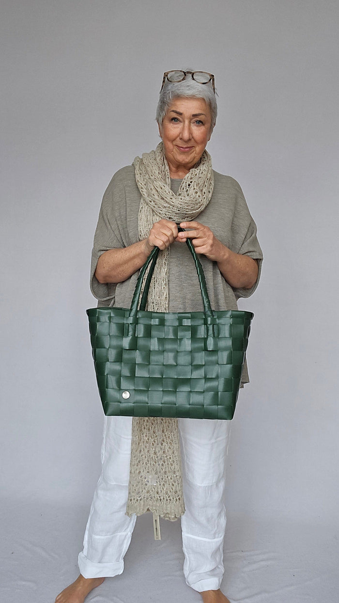 Handed By Handlenett Forest Green Handed By- Paris Shopper- I mange fine farger  -COLOR ME HAPPY! kunstkolonialen