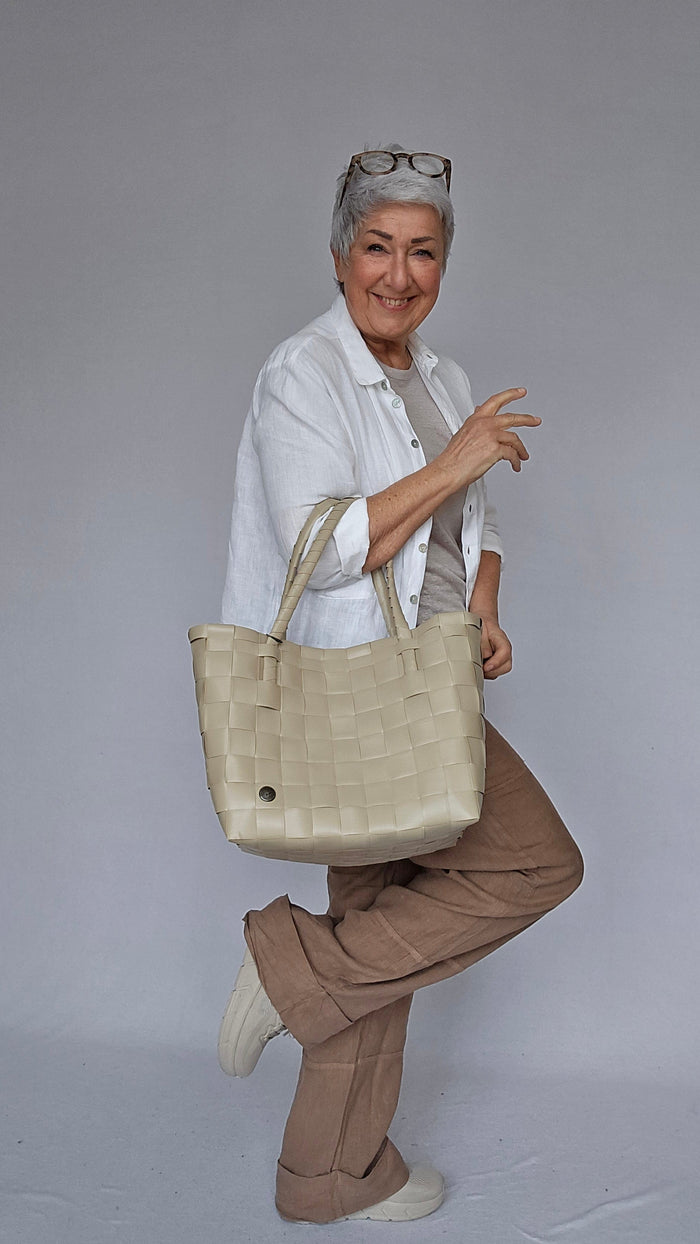 Handed By Handlenett Mocha Handed By- Paris Shopper- I mange fine farger  -COLOR ME HAPPY! kunstkolonialen