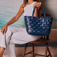 Handed By Handlenett Ocean Blue Handed By- Paris Shopper- I mange fine farger  -COLOR ME HAPPY! kunstkolonialen