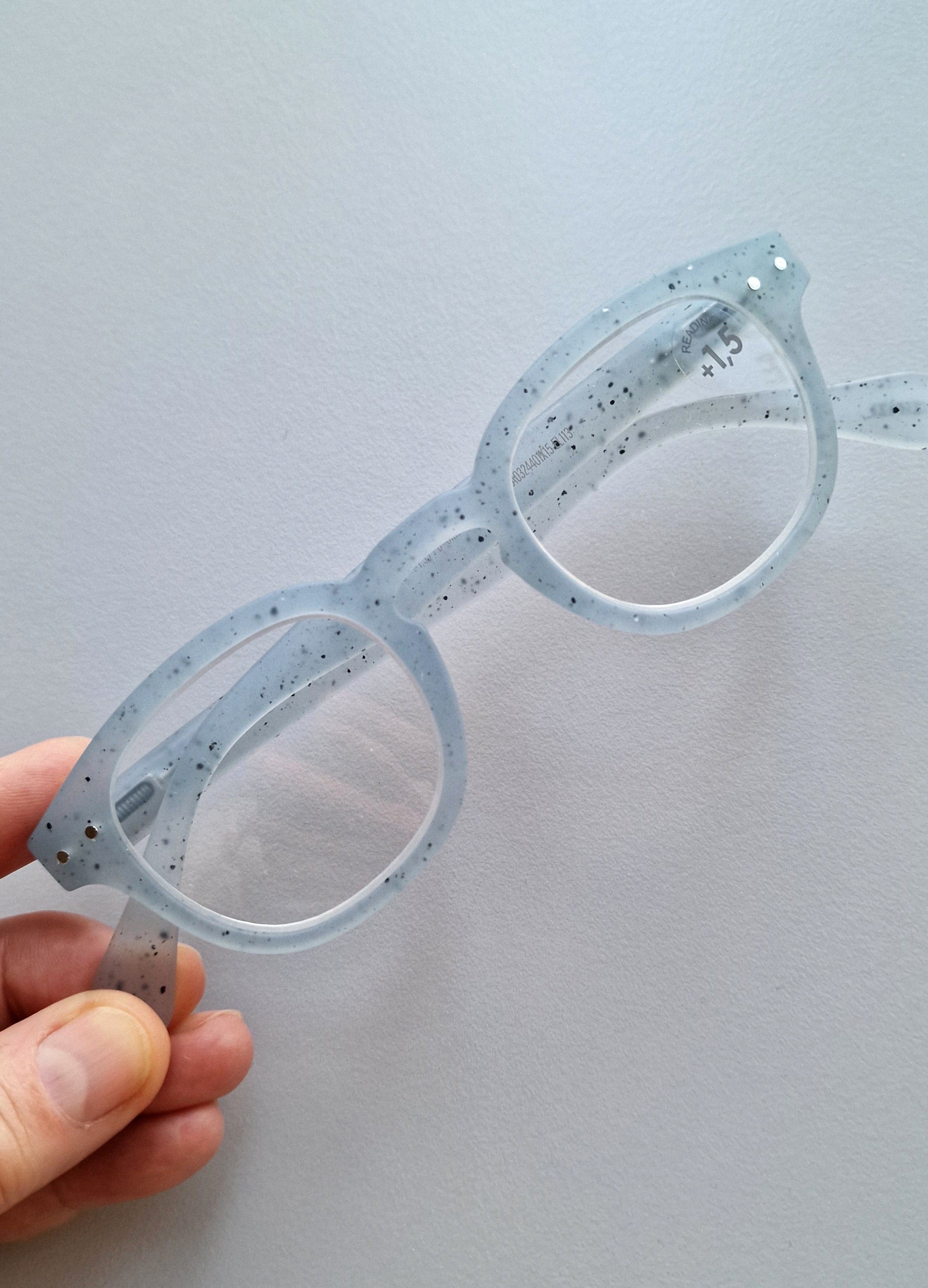 Izipizi- #C Lesebriller- Washed Denim – Kunstkolonialen