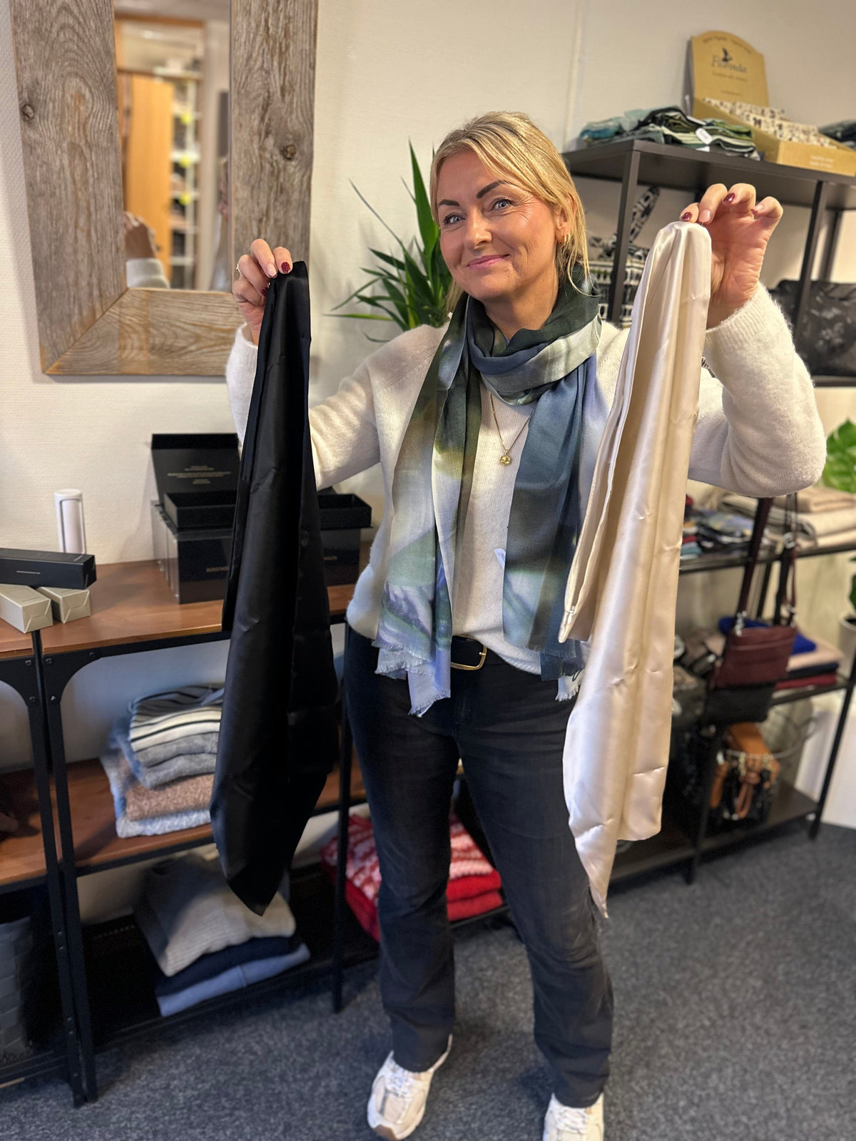 Kunstkolonialen Putetrekk Kunstkolonialen- Putetrekk i 100 % Mulberry Silke kunstkolonialen