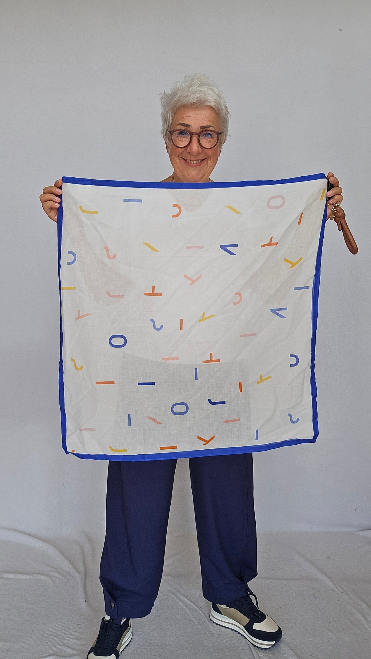 Kunstkolonialen Skjerf Kunstkolonialen- Jubileumsskjerf kunstkolonialen
