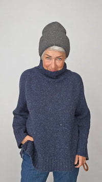 Kvitfjell Lue Dark grey Kvitfjell- Lue i angora kunstkolonialen