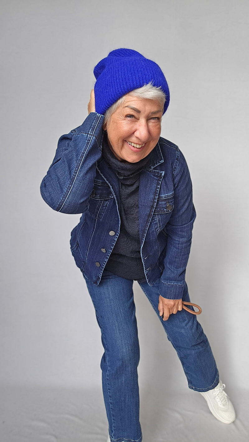 Kvitfjell Lue Kvitfjell- Lue i angora kunstkolonialen