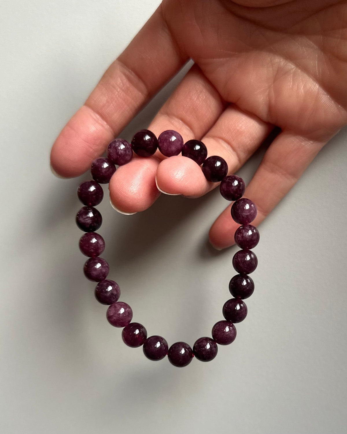 Leas Verden Armbånd Plomme kalsedon Leas verden- Armbånd med forskjellige stein kunstkolonialen