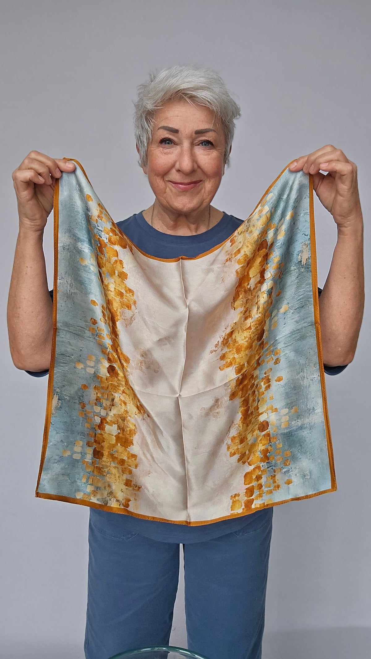 Leas Verden Skjerf Celine Leas Verden- Silkeskjerf 53 x 53 cm kunstkolonialen