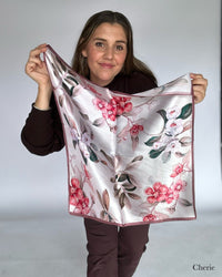 Leas Verden Skjerf Cherie Leas Verden- Silkeskjerf 53 x 53 cm kunstkolonialen