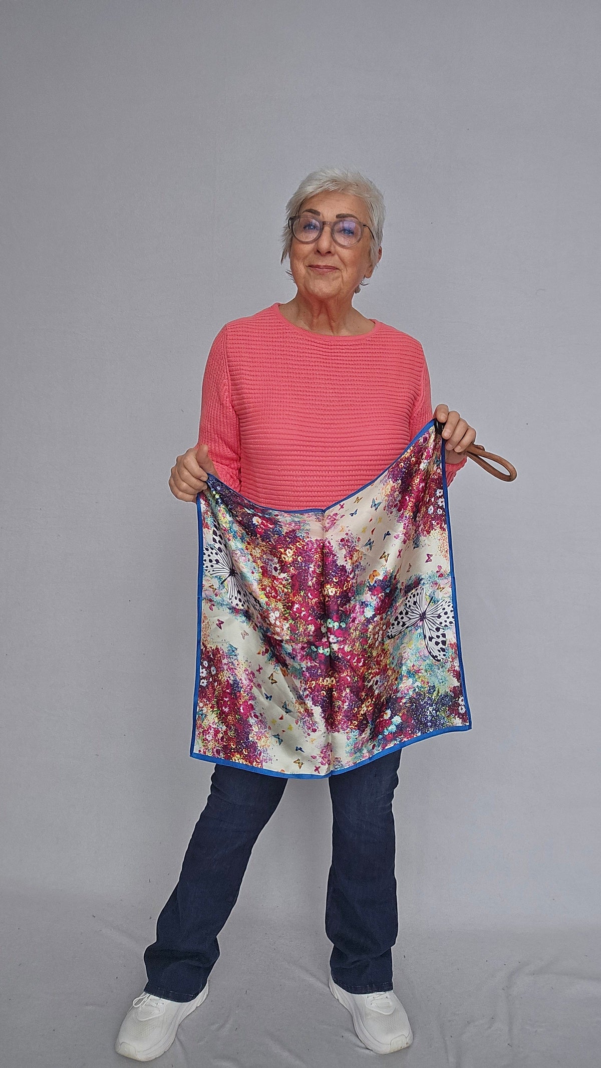 Leas Verden Skjerf Leas Verden- Silkeskjerf 53 x 53 cm kunstkolonialen