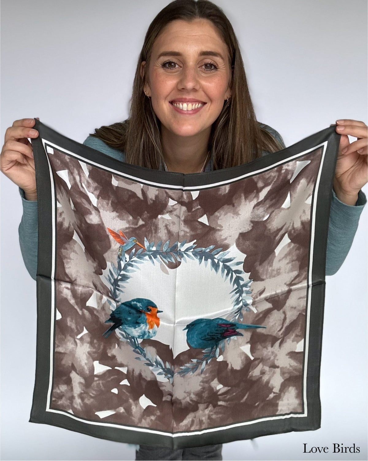 Leas Verden Skjerf Love birds Leas Verden- Silkeskjerf 53 x 53 cm kunstkolonialen