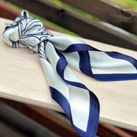 Leas Verden Skjerf Nora Leas Verden- Silkeskjerf 53 x 53 cm kunstkolonialen