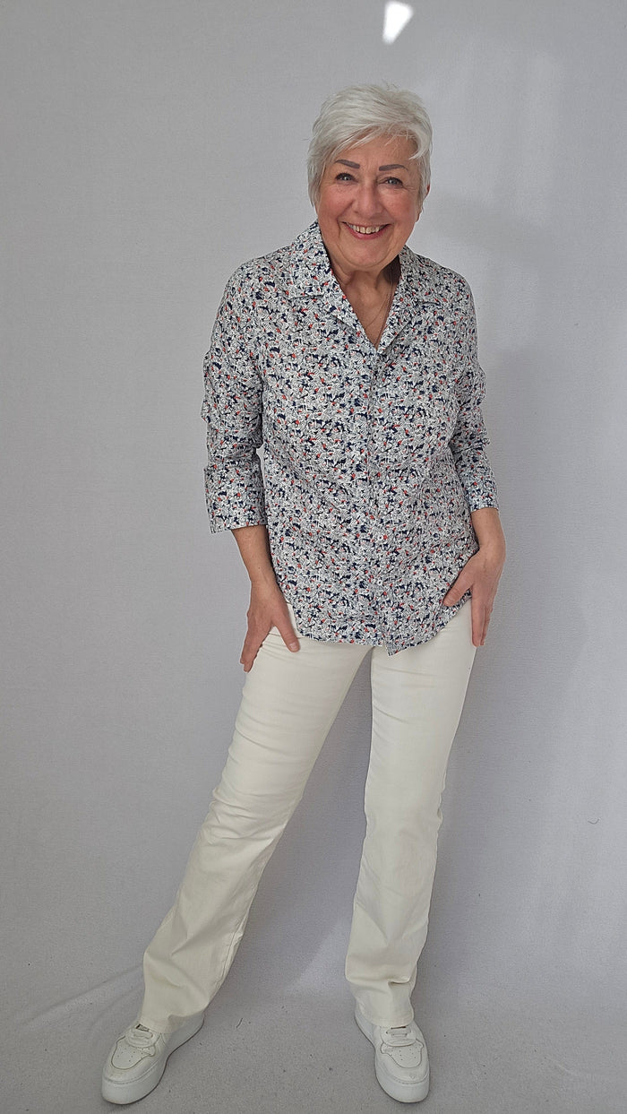 Lundgaard Bluse Blue leaf / 34 Lundgaard- Bluse m/print kunstkolonialen