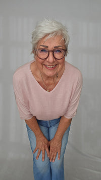 Lundgaard Genser Lundgaard- Topp med V-hals kunstkolonialen