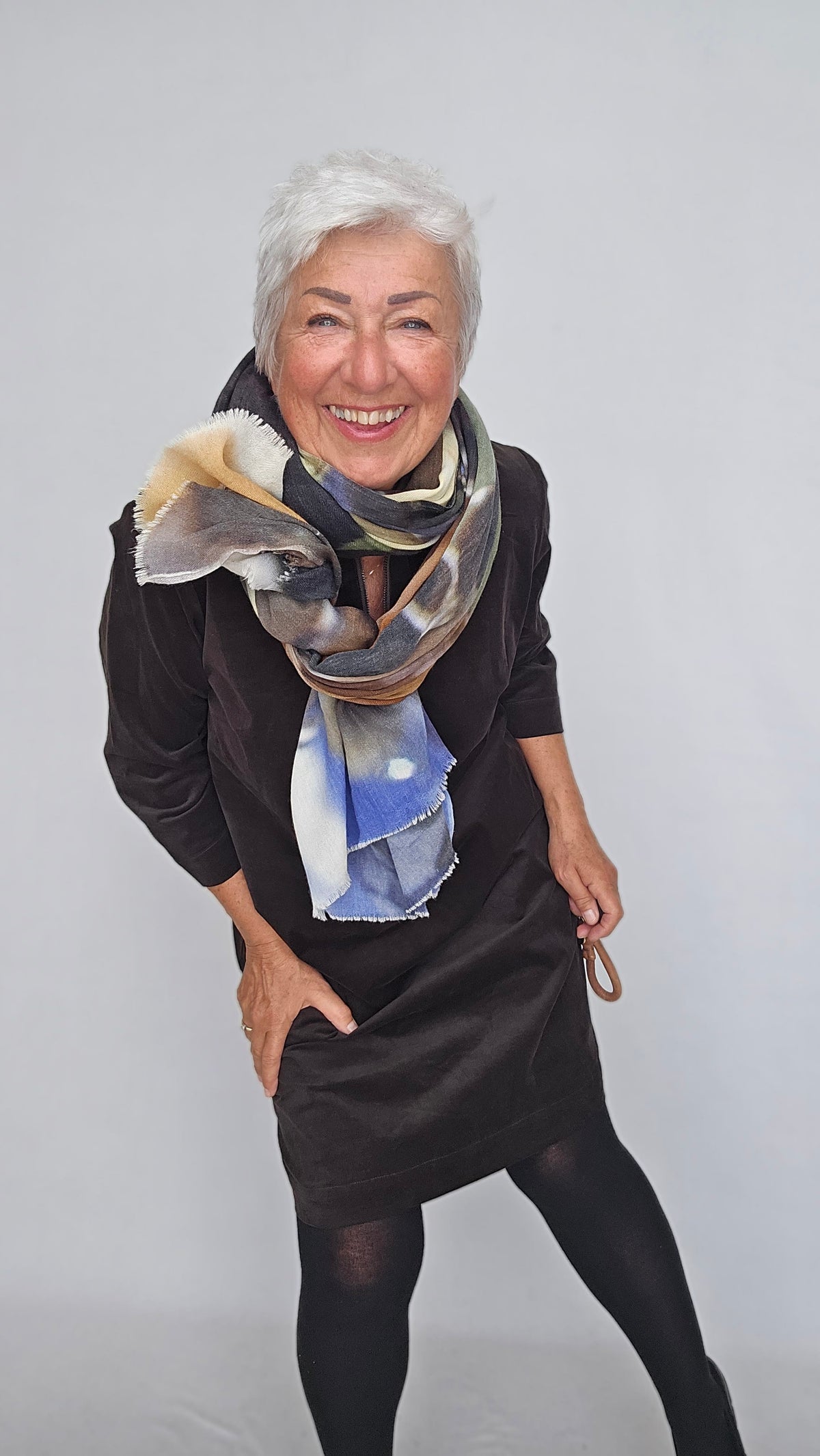 Lundgaard Kjole Lundgaard- Kjole i kordfløyel m/krage og glidelås kunstkolonialen