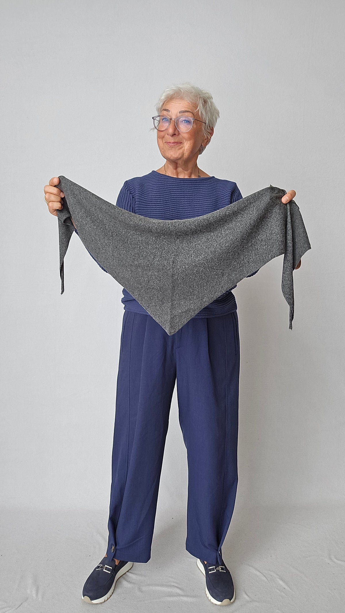 Lundgaard Skjerf Dark grey melange Lundgaard- Lite cashmere skjerf kunstkolonialen