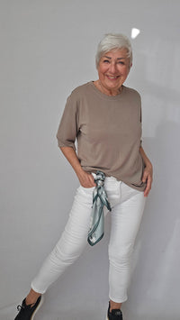 Lundgaard T-Shirt Lundgaard- T-skjorte i viskosemix kunstkolonialen