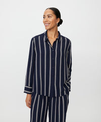 Masai Bluse S / Navy Blazer MASAI- Irvela bluse m/striper kunstkolonialen