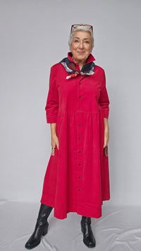 Masai Kjole MASAI- Nynisla kjole i rød babycord kunstkolonialen