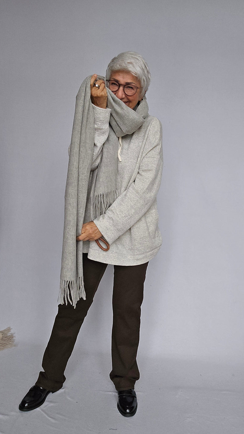 Masai Skjerf Grey Melange Masai- Anna skjerf i 100% ull kunstkolonialen