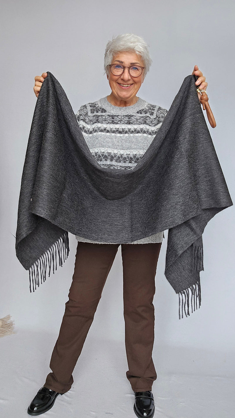 Masai Skjerf Masai- Anna skjerf i 100% ull kunstkolonialen