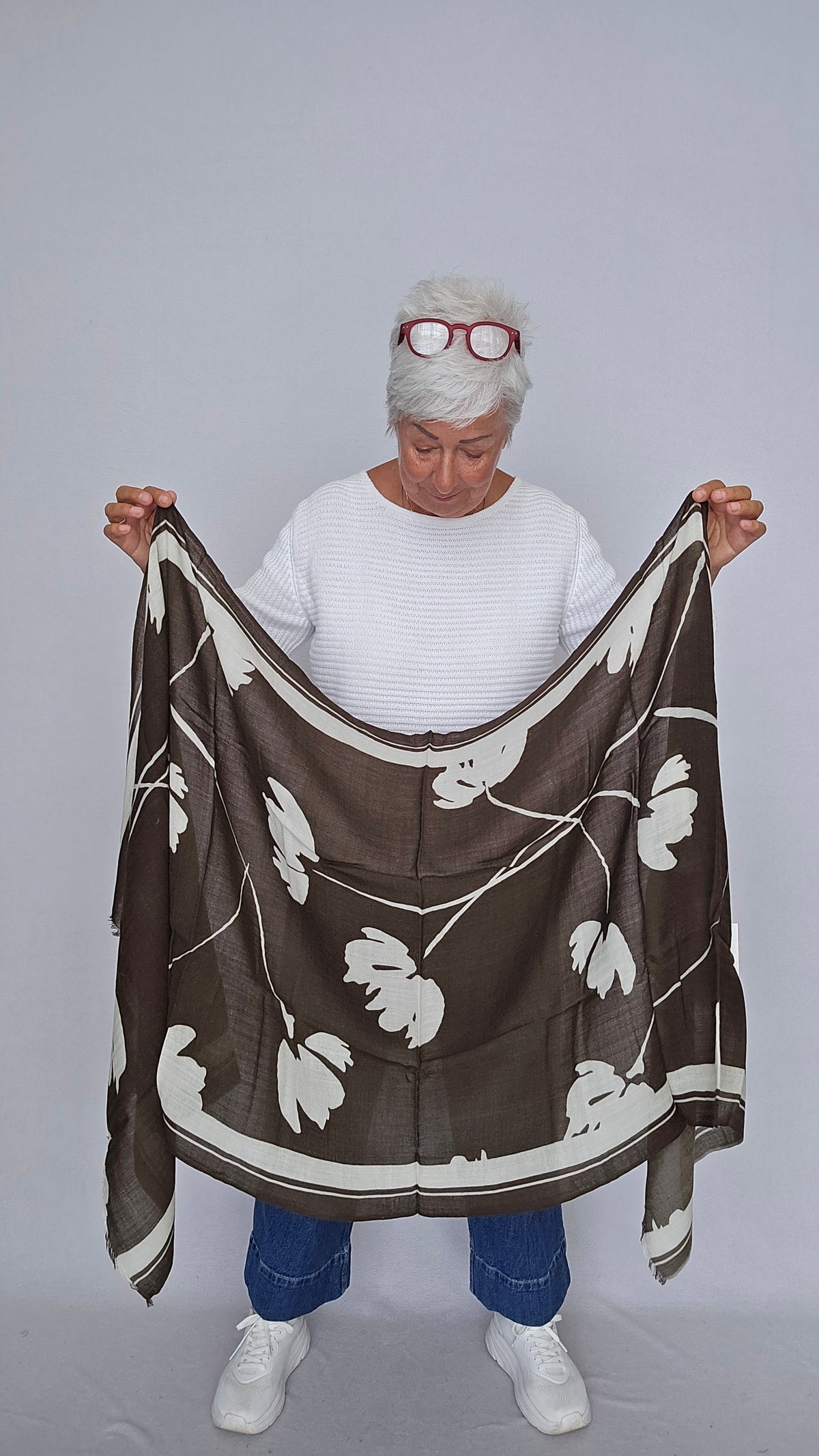 Masai Skjerf slate black MASAI-Anea scarf kunstkolonialen