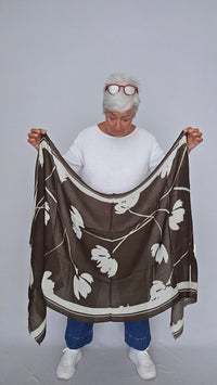 Masai Skjerf slate black MASAI-Anea scarf kunstkolonialen