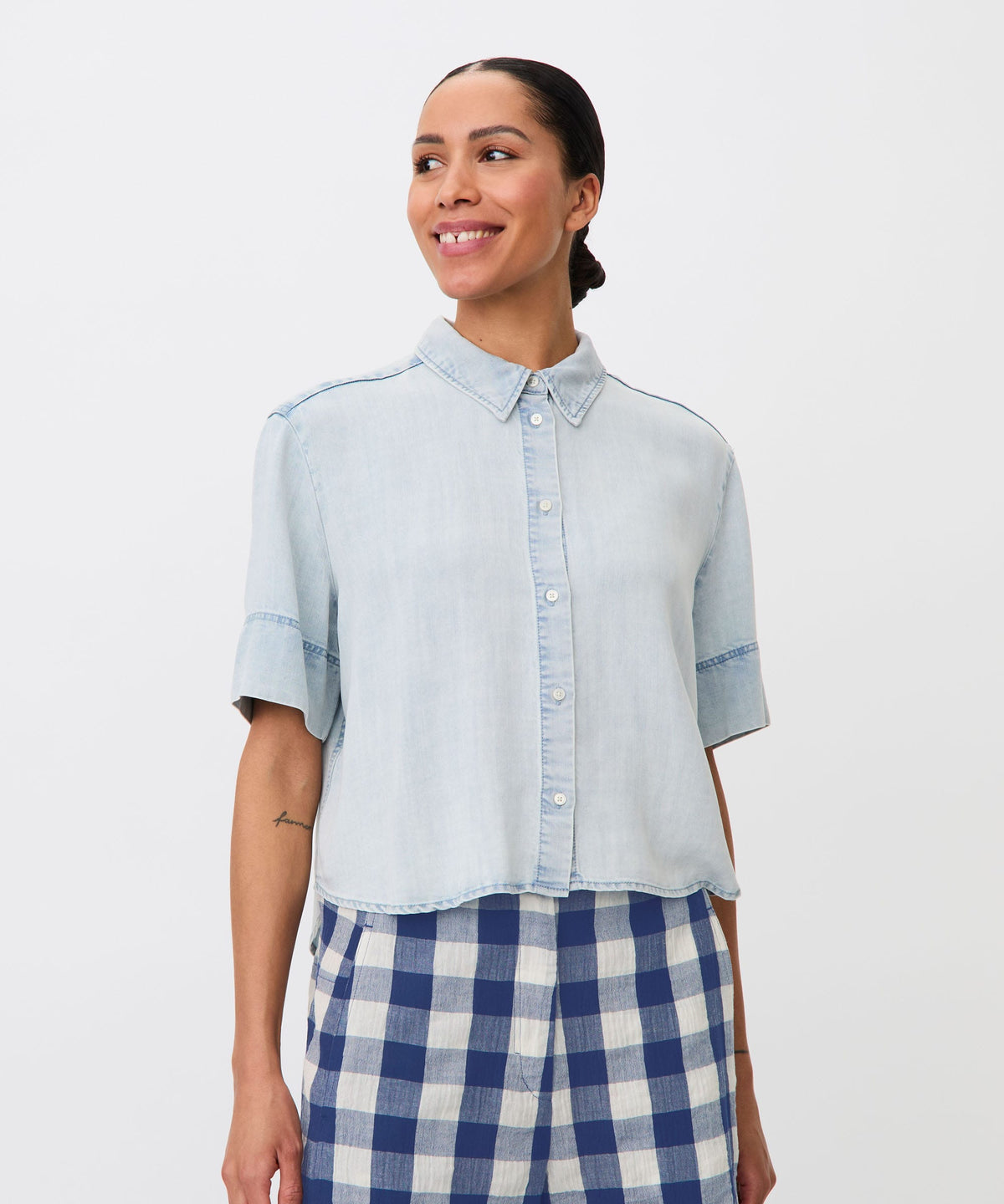 Masai Skjorte S / Light denim MASAI- Irenova denim shirt kunstkolonialen