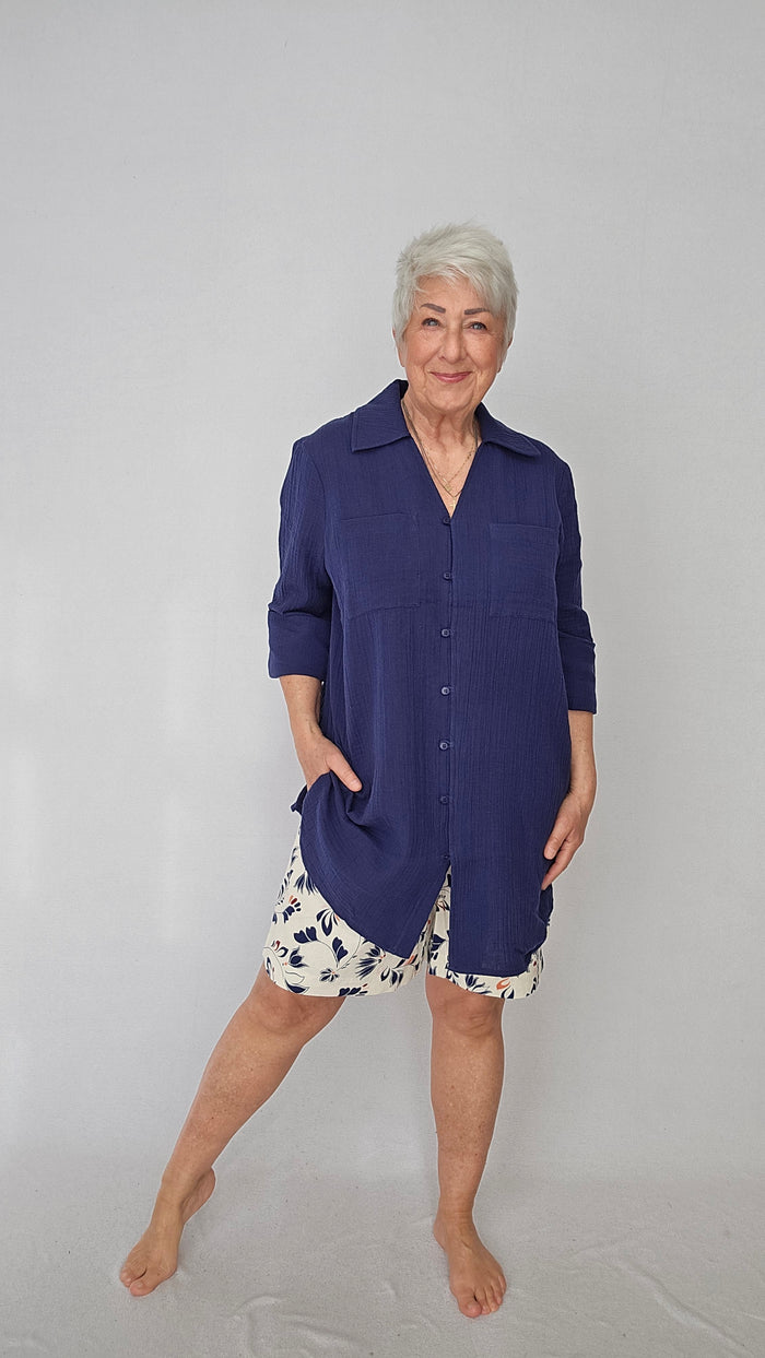 Masai Skjorte S / Medieval blue MASAI- Iara skjorte i kreppbomull kunstkolonialen