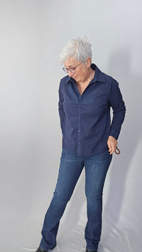 Masai Skjorte S / Navy Blazer MASAI- Inyrosa Shirt kunstkolonialen