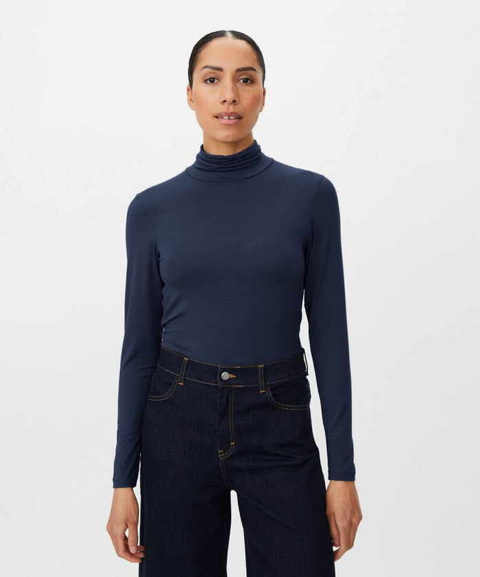 Masai Topp Dress blue / S MASAI-Brooklyn topp kunstkolonialen