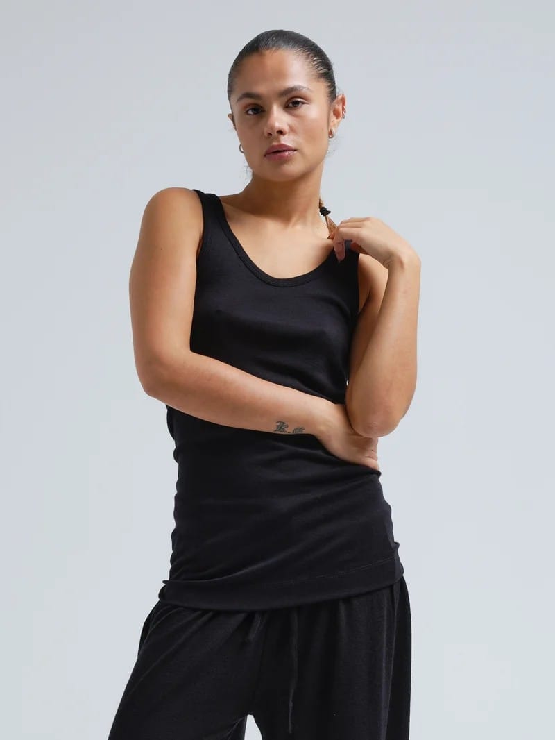 Seamless Basic Tank top One size / Black Seamless Basic- Woolen Isa kunstkolonialen