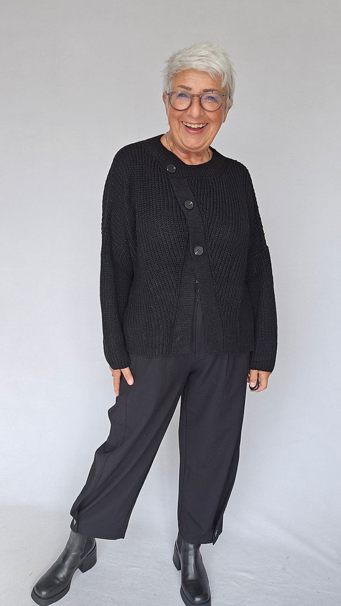Skovhuus Genser Black / M Skovhuus- Oversize Assymetrisk Cardigan kunstkolonialen