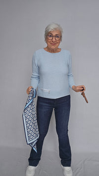 Skovhuus Genser S / Pale blue Skovhuus- 5353 Irene bomullsgenser med glidelåspynt kunstkolonialen