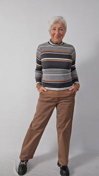 Skovhuus Topp S / Toffee brown Skovhuus- 4468 Stripete rib topp m/turtleneck kunstkolonialen