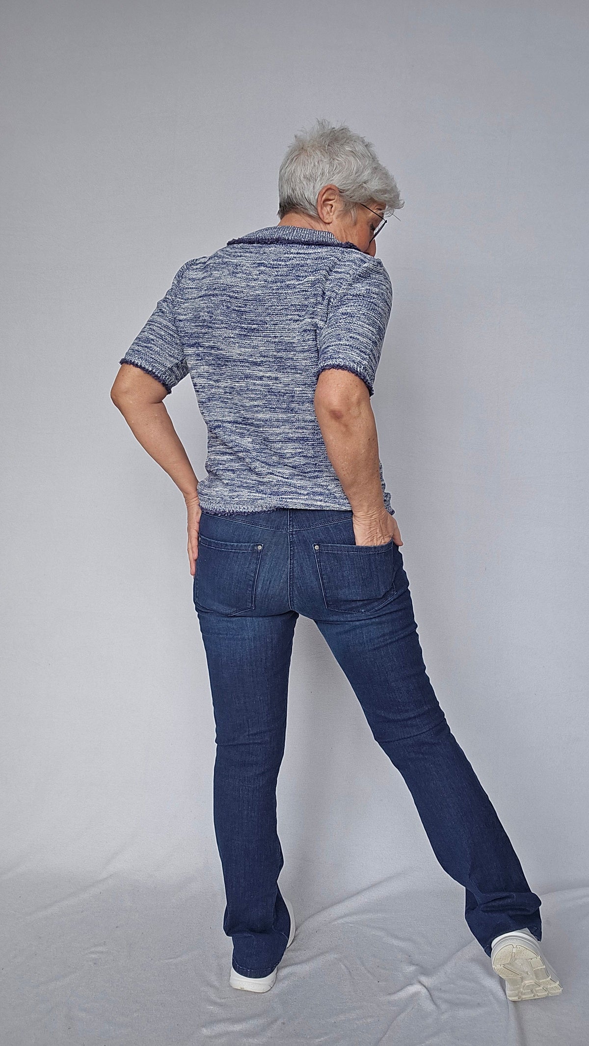 Skovhuus Topp Skovhuus- 4103 Melert topp m/krage og v-hals kunstkolonialen